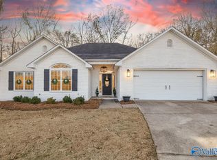 58 Walter Ln, Decatur, AL 35603