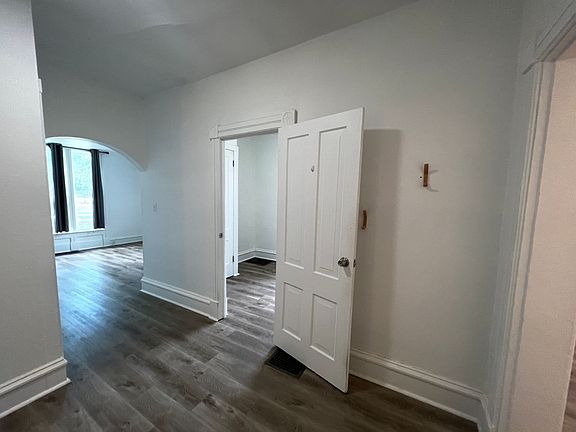 5th image of 224 W 8th St #1