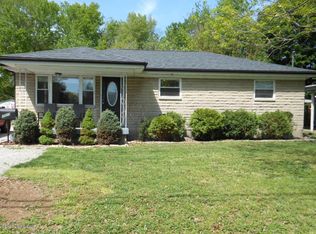 3813 Vanguard Dr, Louisville, KY 40229