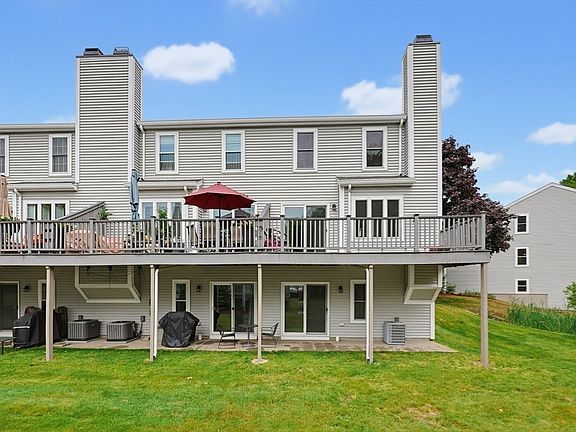 2nd image of 201 Treasure Island Rd Unit 201