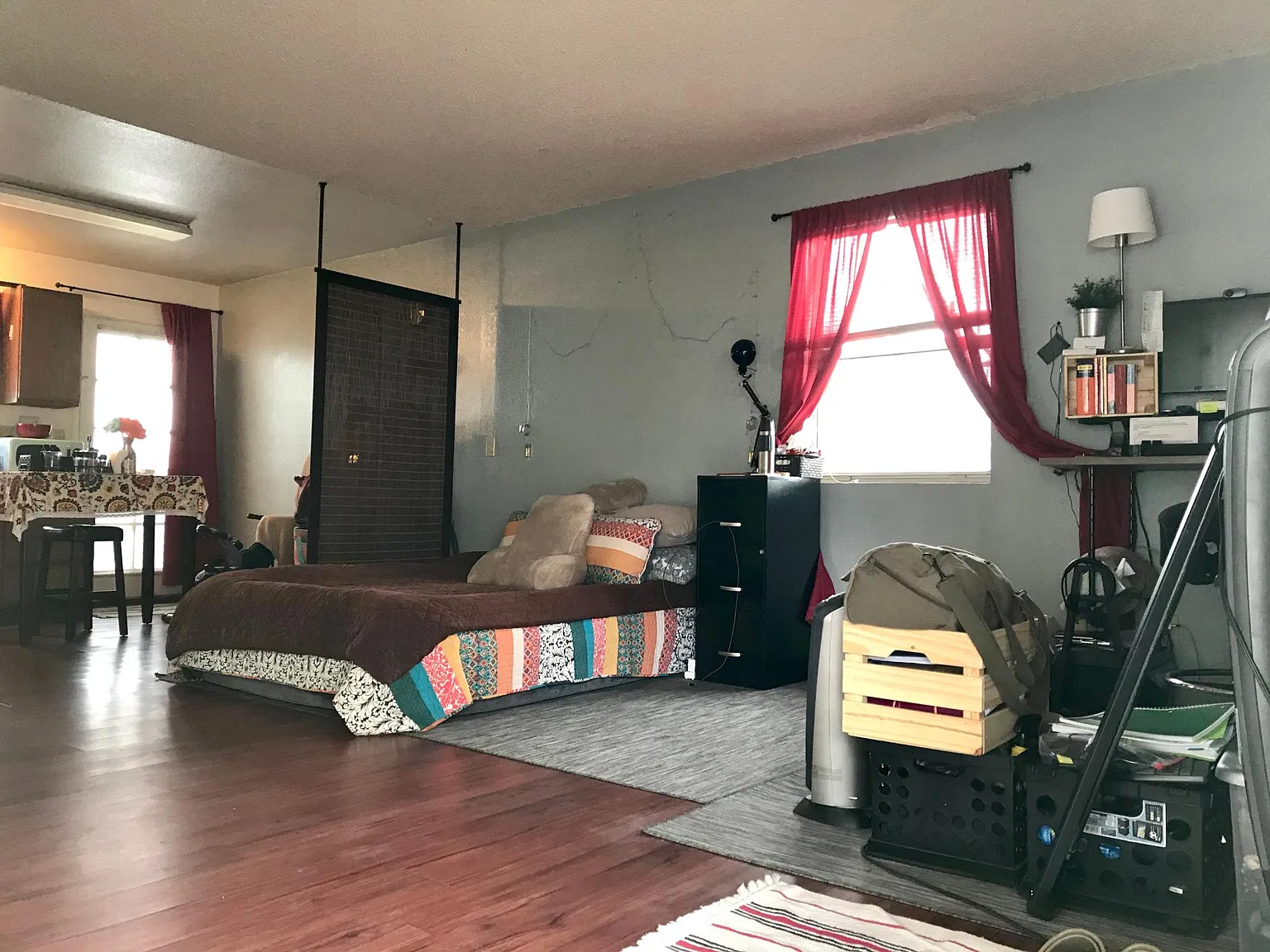 Studio, 450 sqft, $1,750 — Photo 2