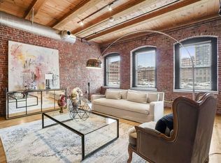 21 Wormwood St UNIT 203, Boston, MA 02210