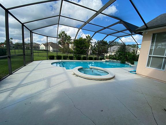 4th image of 7795 Royal Crest Dr
