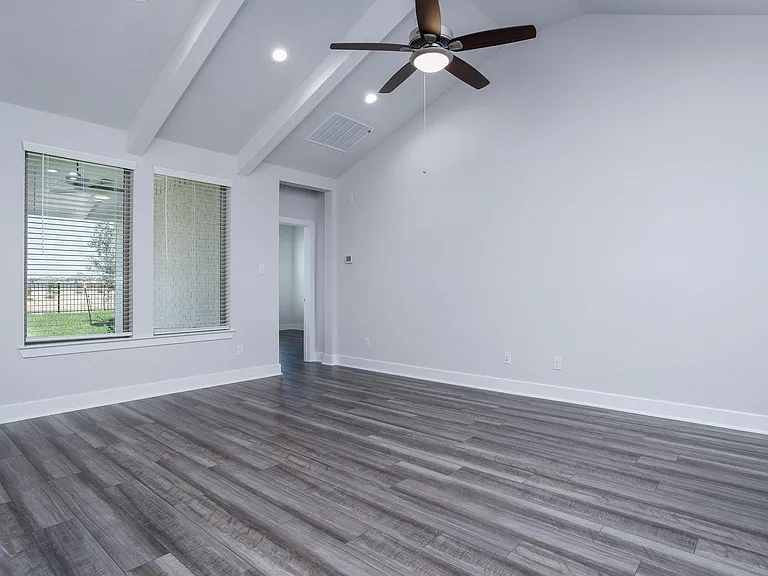 7603 Coral Lake Dr — Photo 8