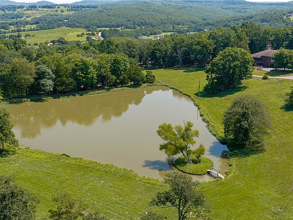 3rd image of 14865 Bradberry Farm Rd