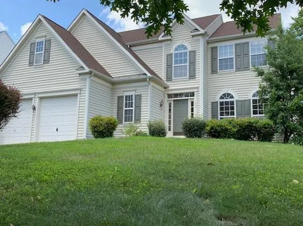 630 Marshall Dr NE, Leesburg, VA 20176