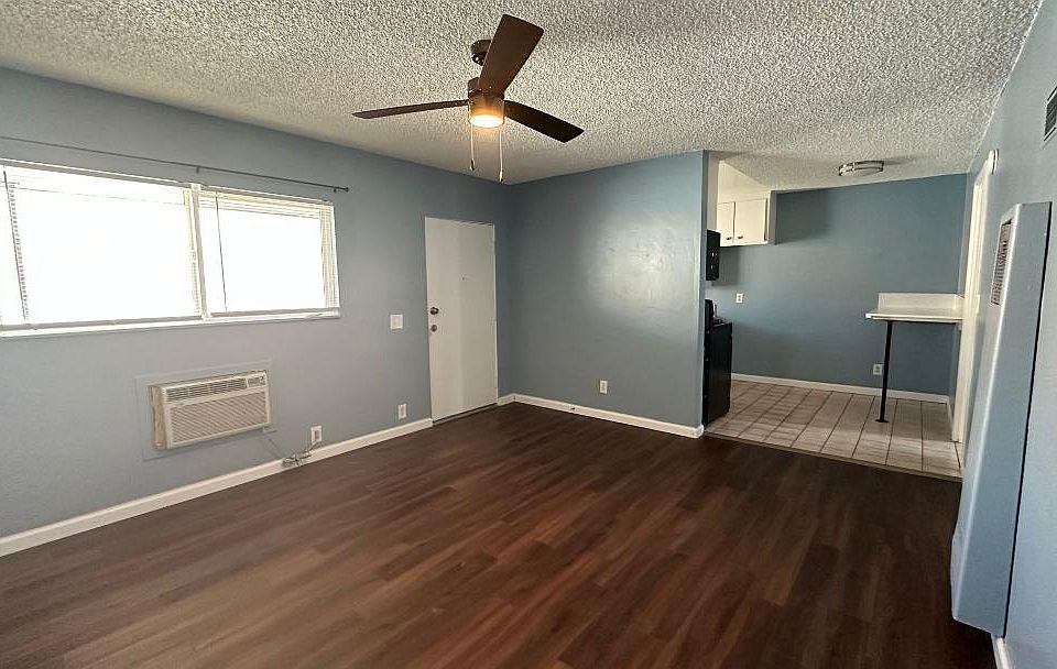 Entrance & Living Room