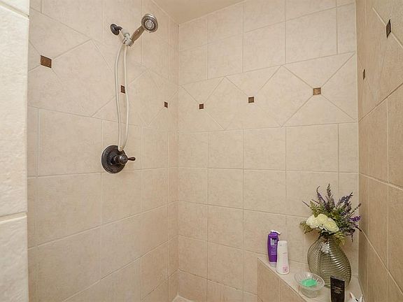 2nd image of 14506 Tivoli Dr