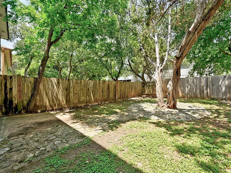 9602 Nightjar Dr #B — Photo 23