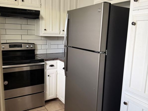 224-238 Zuni Dr