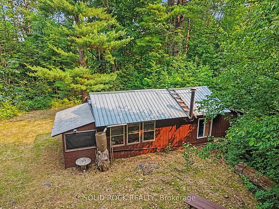 4th image of 3498 Darling Rd N