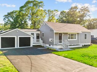 48 Blakeslee Ave, North Haven, CT 06473