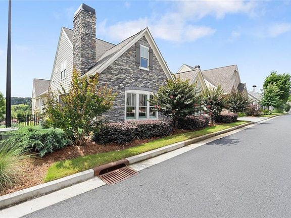 2nd image of 2165 Capers Dr