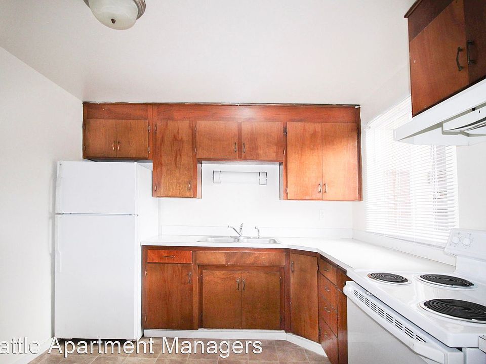 1st image of 9120 Lawndale Ave SW #A-17