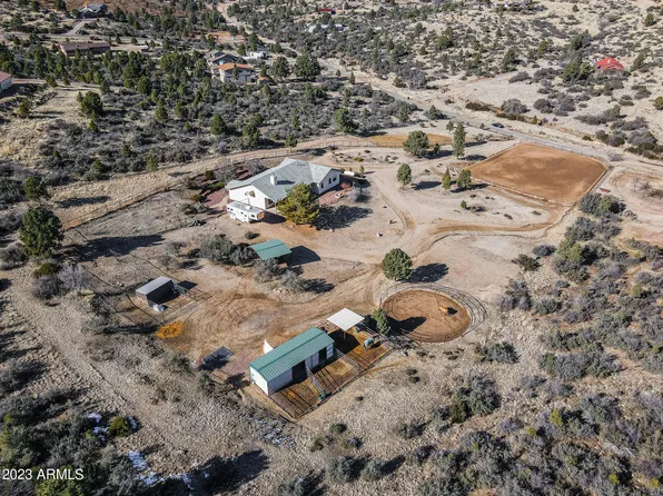 17802 S Oak Drive, Peeples Valley, AZ 86332