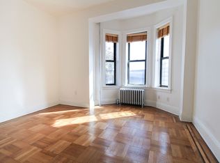 243 S 4th St #3F, Brooklyn, NY 11211