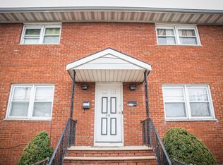 311-313 Amity St, Elizabeth, NJ 07202