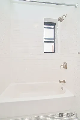 Rented by Living New York | media 13