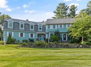 16 Fox Run Rd, Dover, MA 02030