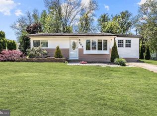 688 Windsor Ave, Maple Shade, NJ 08052