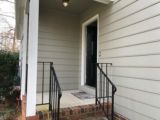 Main Entrance for apartment A (Lower level)