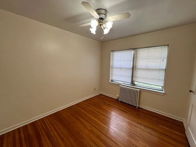 1510 Larpenteur Ave W #4 — Photo 21