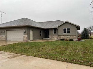 464 County Park Rd, Waupun, WI 53963