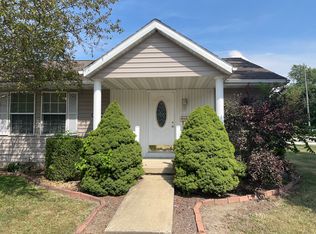 811 E 14th St APT A, Georgetown, IL 61846