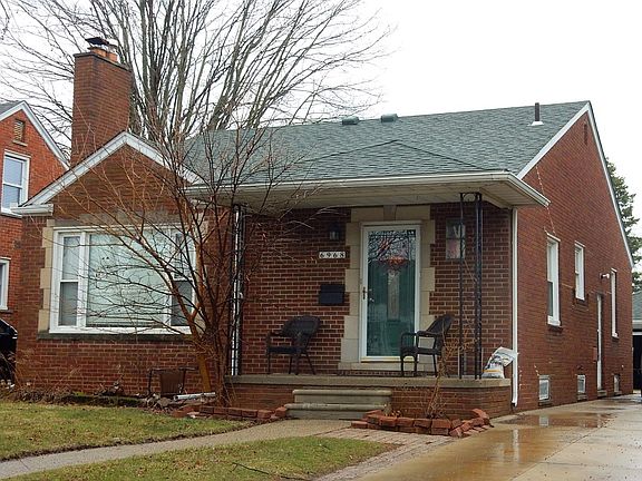 2nd image of 6968 Dacosta St