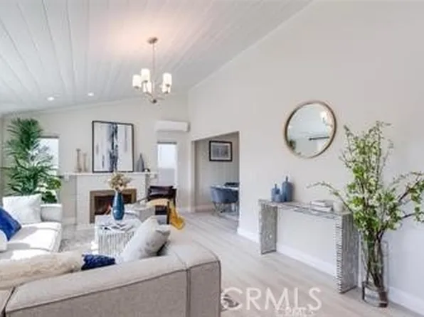 6171 Cleon Ave, North Hollywood, CA 91606