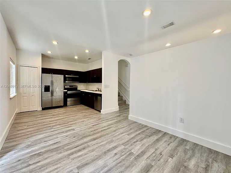 14333 SW 125th Ct — Photo 3