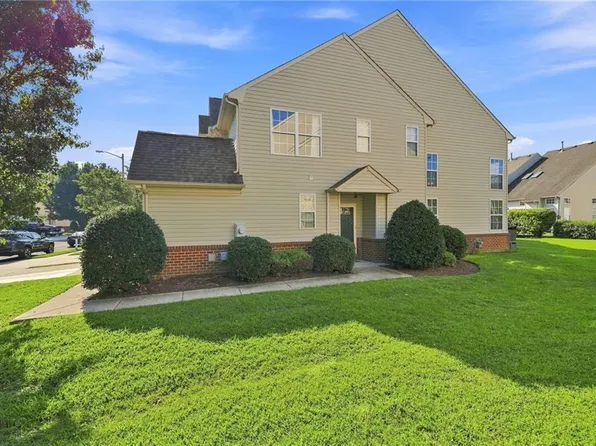 2008 Augusta Ct, Suffolk, VA 23435