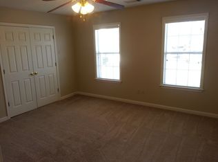 1329 River Bank Dr, Collierville, TN 38017