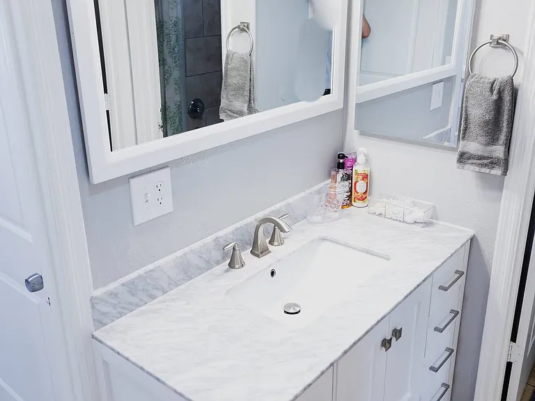 4406 E Hubbell St #4 — Photo 8