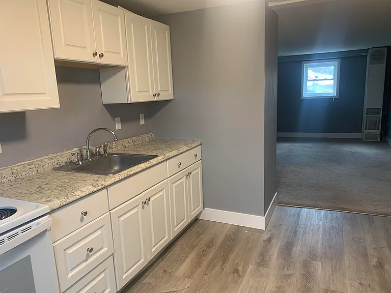354 Main St #3 — Photo 7