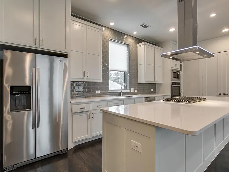 5816 Lindell Ave #2 — Photo 1