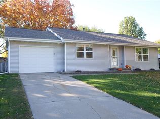 1024 7th St NW, Altoona, IA 50009
