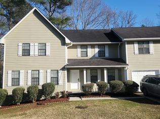 5936 N Castlegate Dr, College Park, GA 30349