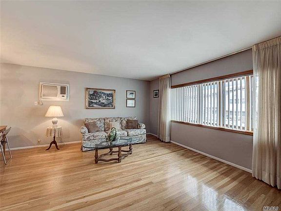 2nd image of 11-24 130th St