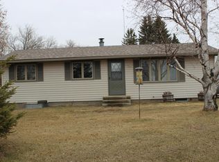 221 Hilligoss Blvd SE, Fosston, MN 56542