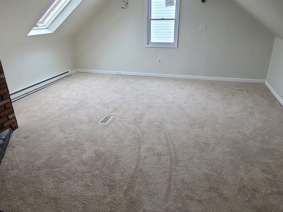 3rd image of 2422 Brookdale Ave