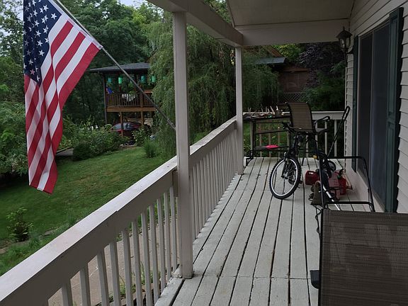 2nd image of 20192 Longview Dr