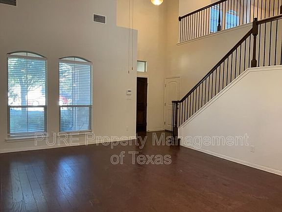 5th image of 2909 Tempe Dr