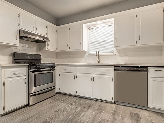 5th image of 13817 N Everest Ave