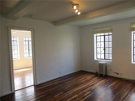 4th image of 45 Tudor City Pl APT 918