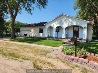 804 Curtis St, Grand Island, NE 68803