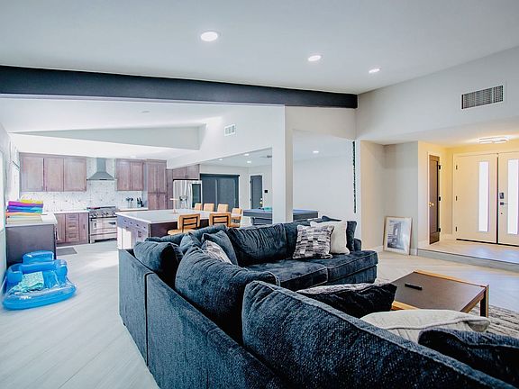 5th image of 6287 Katella Ave