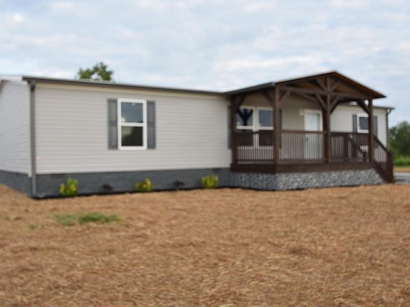 3rd image of 420 Cole Rd