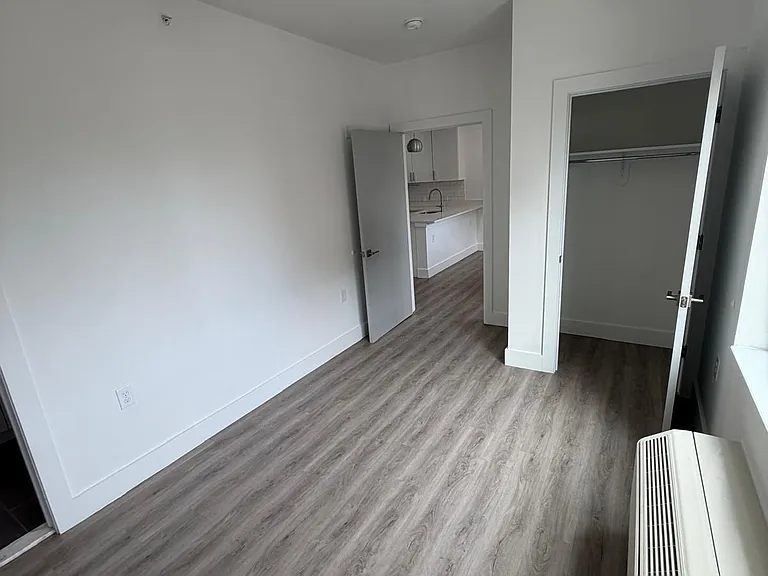 1125 Stuyvesant Ave — Photo 3