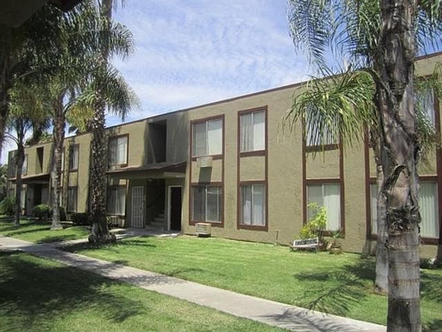 1st image of 909 S Sunshine Ave